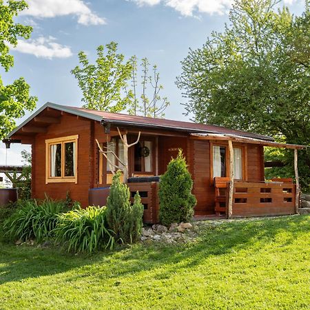Cozy Wood Hut On The Farm Villa Trebivlice ภายนอก รูปภาพ