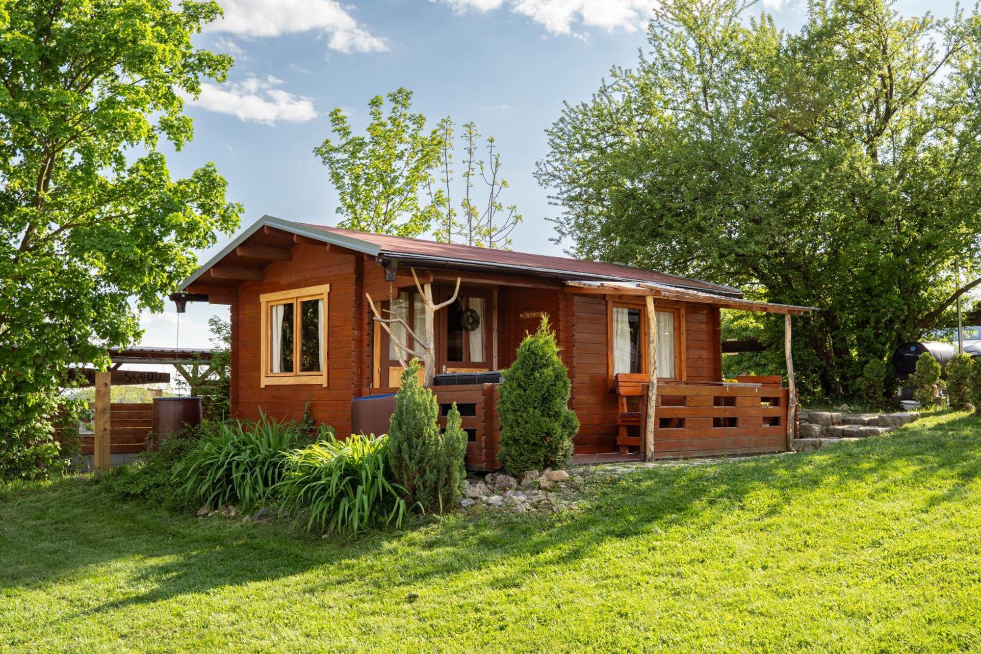 Cozy Wood Hut On The Farm Villa Trebivlice ภายนอก รูปภาพ